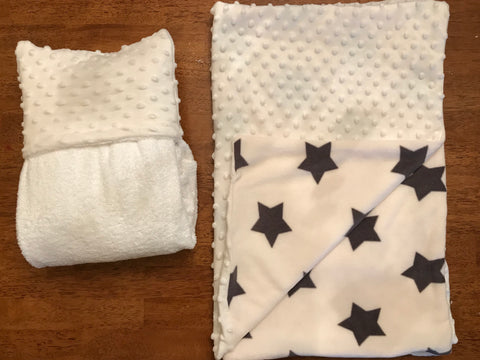Dimple and Star towel and blanket set